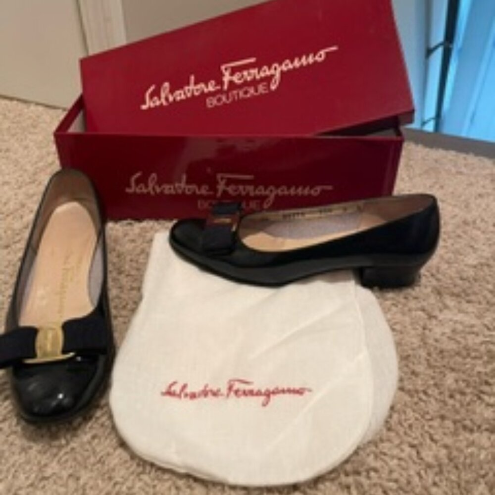 Salvatore Ferragamo Black Patent Leather SIze 5.5 (purse to match listed)
